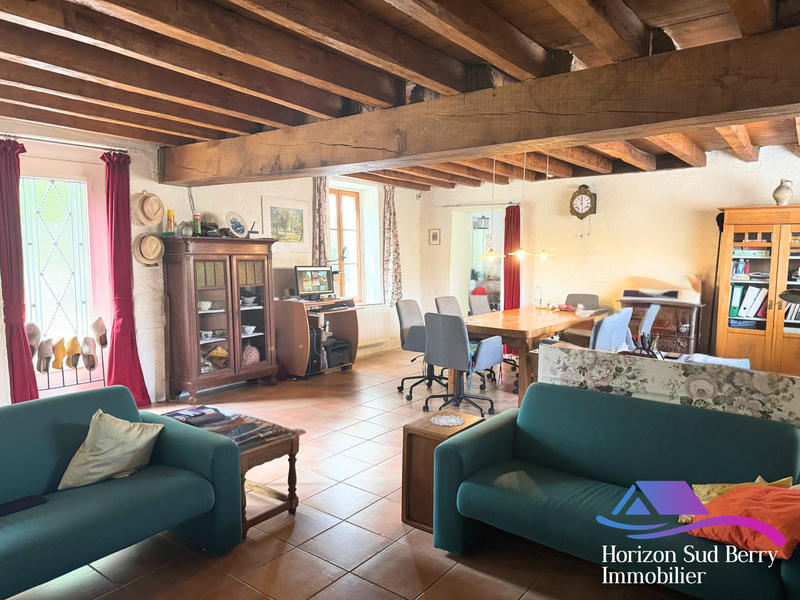 Maison - 220 m² - 8 pièces