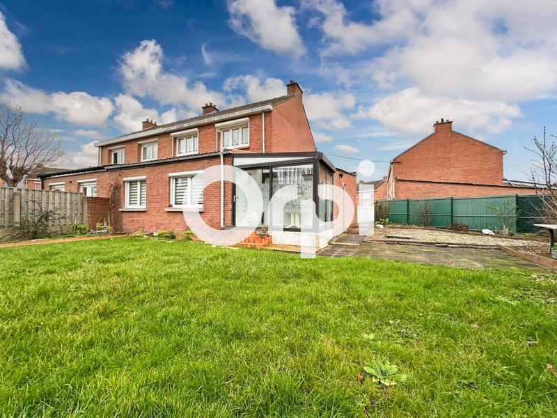 Maison - 102 m² - 4 pièces