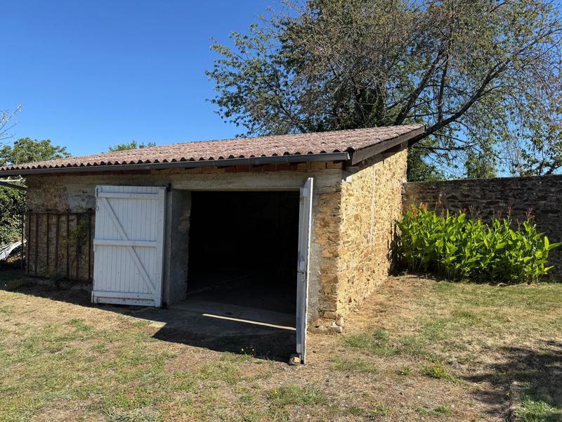 Maison - 203 m² - 9 pièces