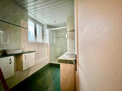 Ferme - 240 m² - 2 pièces