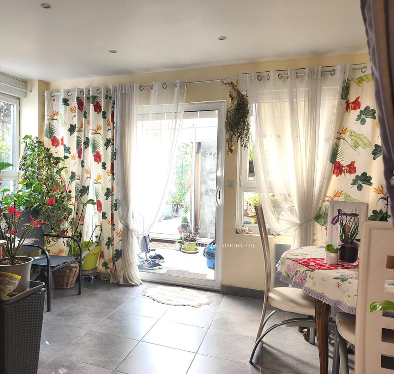 Maison - 106 m² - 5 pièces