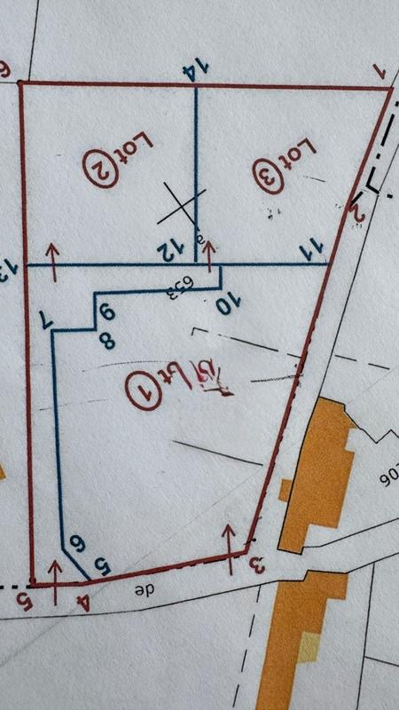 Terrain constructible - 1 100 m²