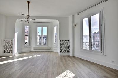 Appartement - 168 m² - 5 pièces