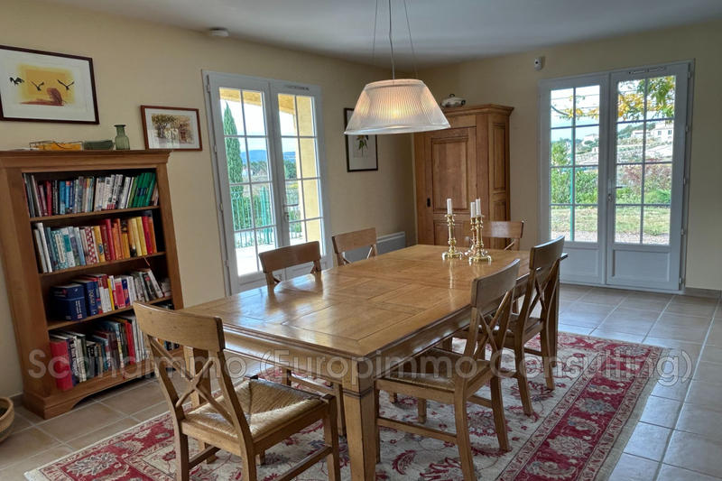 Maison - 190 m² - 5 pièces