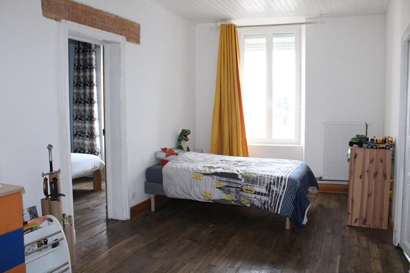 Maison - 236 m² - 14 pièces