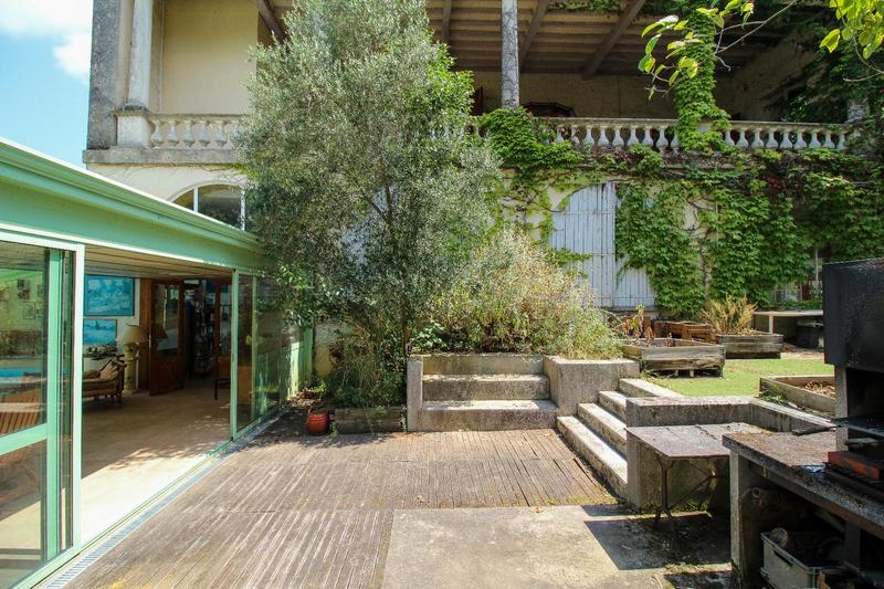 Château - 400 m² - 11 pièces