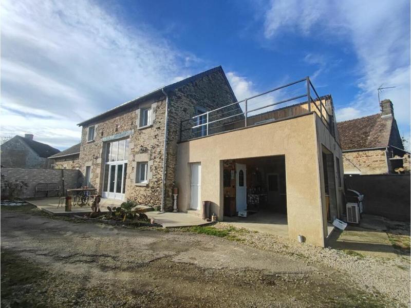 Maison - 110 m² - 6 pièces