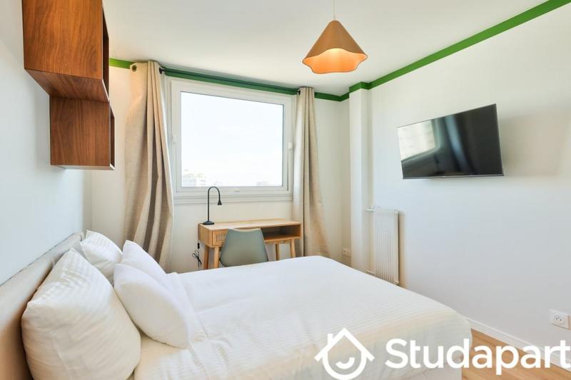 Chambre - 10 m² - 1 pièce