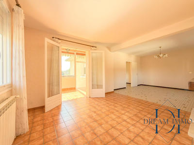 Villa - 89 m² - 5 pièces