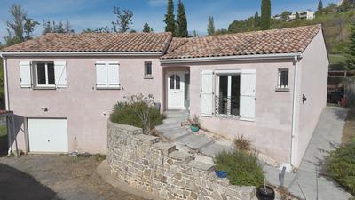 Maison - 117 m² - 5 pièces