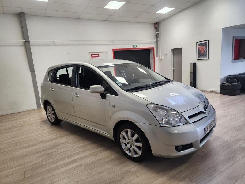 Toyota Verso Carolla 2.2 136cv Corolla