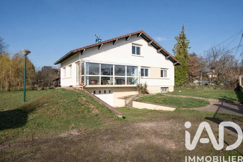 Maison - 154 m² - 8 pièces