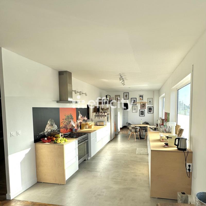 Maison - 410 m² - 12 pièces