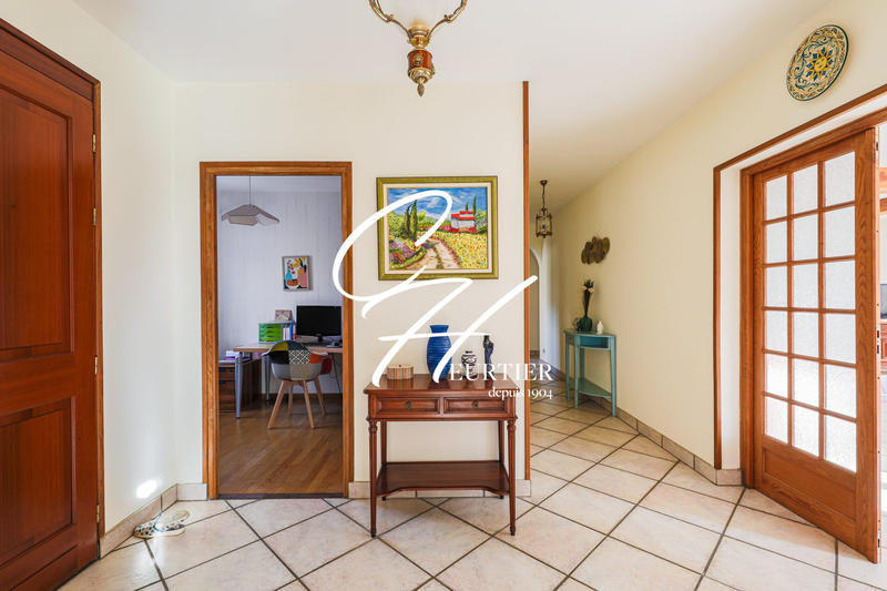 Maison - 126 m² - 6 pièces