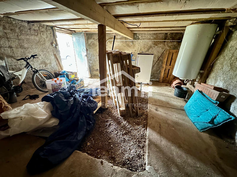 Maison - 102 m² - 6 pièces