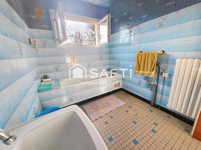 Maison - 137 m² - 5 pièces