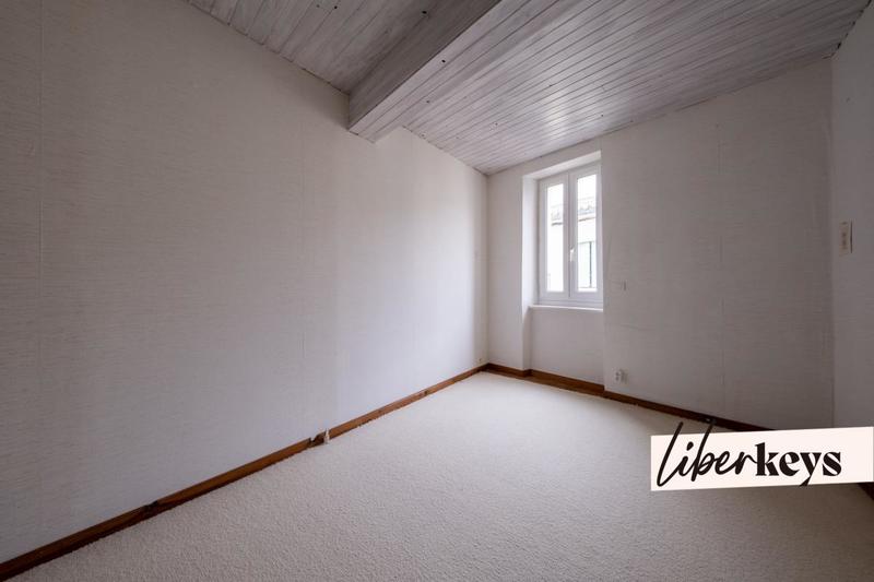 Maison de village - 215 m² - 6 pièces