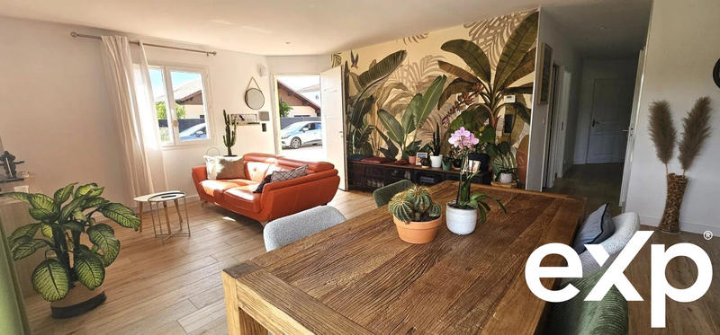 Maison - 90 m² - 4 pièces