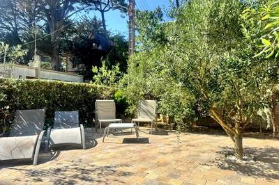 Appartement - 128 m² - 6 pièces