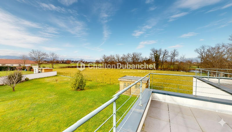 Villa - 200 m² - 8 pièces