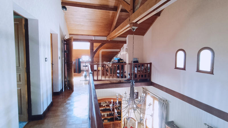 Maison - 172 m² - 5 pièces