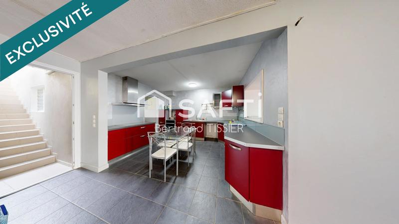 Maison - 160 m² - 5 pièces