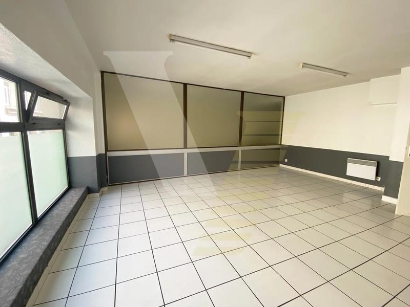 Bureau - 133 m² - 5 pièces