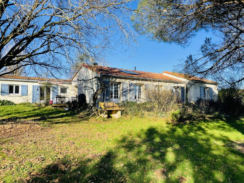 Maison - 161 m² - 6 pièces