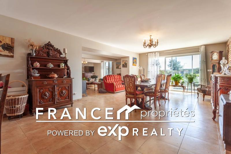 Maison - 192 m² - 4 pièces