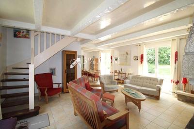 Demeure - 150 m² - 8 pièces