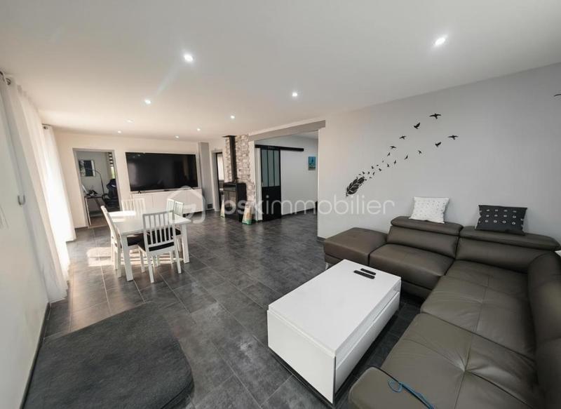 Maison d'architecte - 135 m² - 4 pièces