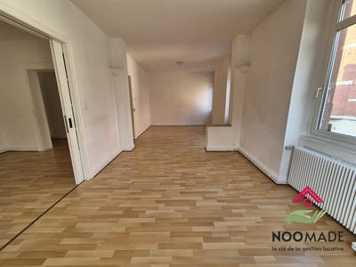 Appartement - 99 m² - 5 pièces