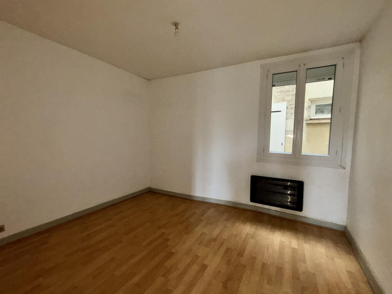 Appartement - 102 m² - 10 pièces