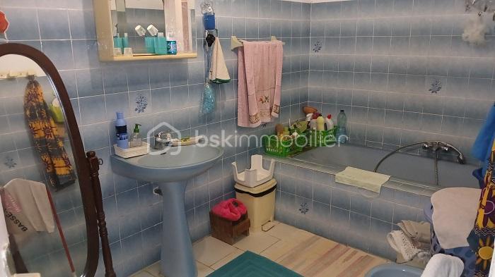 Maison - 175 m² - 7 pièces