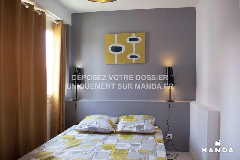 Chambre - 11 m² - 6 pièces