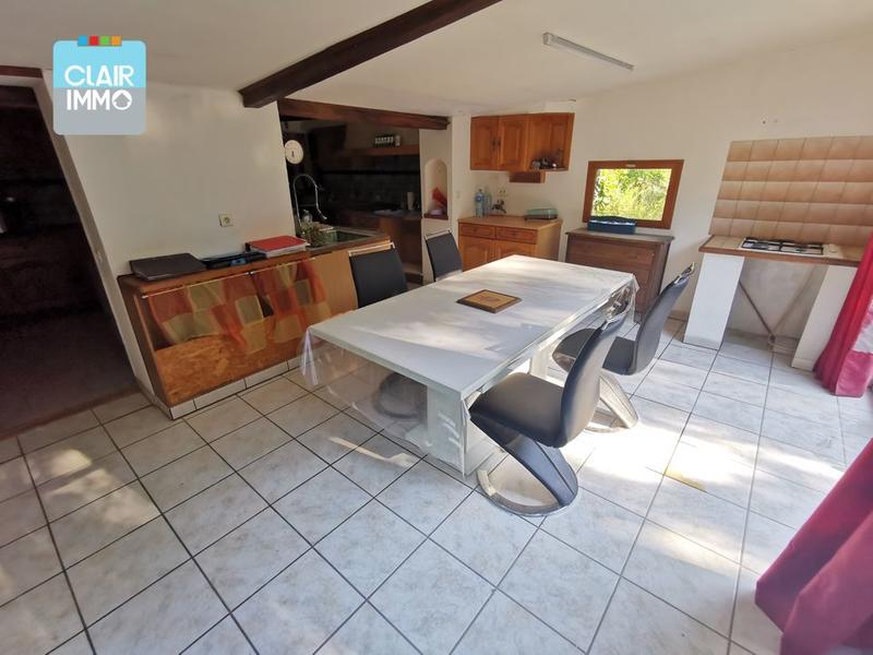 Longère - 287 m² - 8 pièces