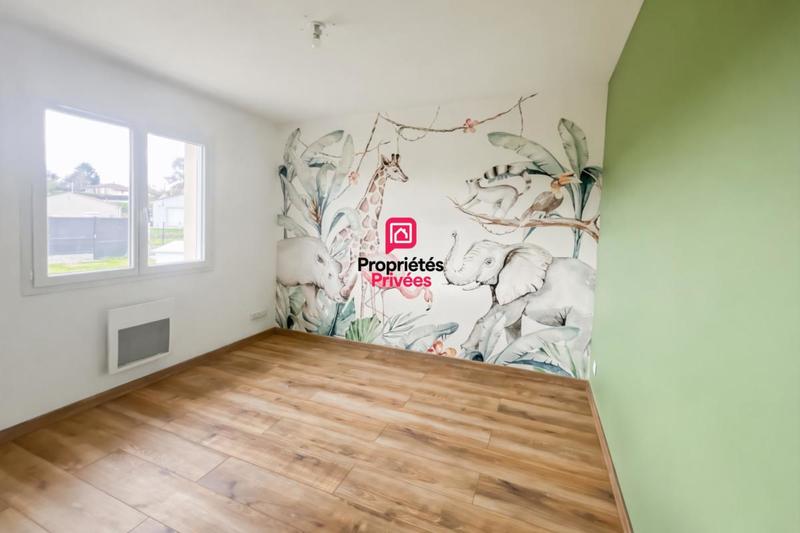 Maison - 90 m² - 5 pièces