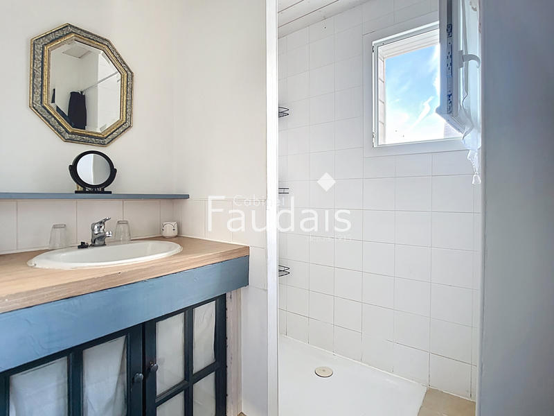 Maison - 138 m² - 7 pièces