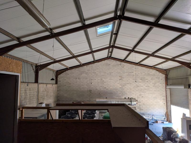 Entrepôt - 366 m² - 1 pièce