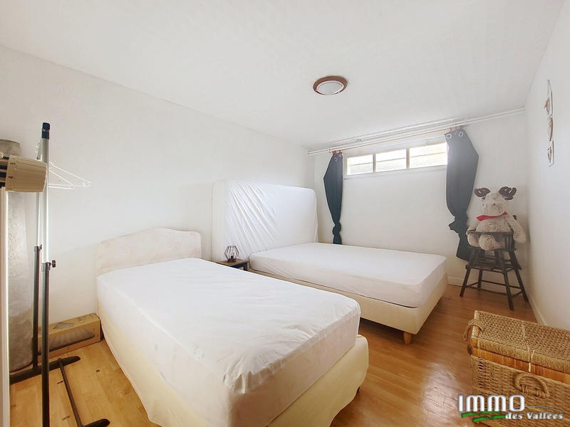 Maison - 95 m² - 5 pièces