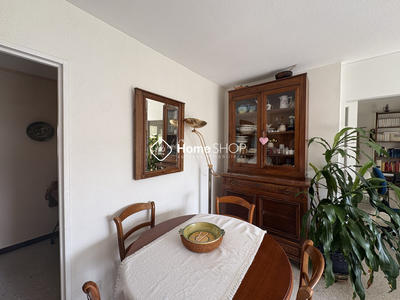 Appartement - 81 m² - 3 pièces