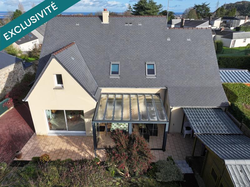 Maison - 139 m² - 7 pièces