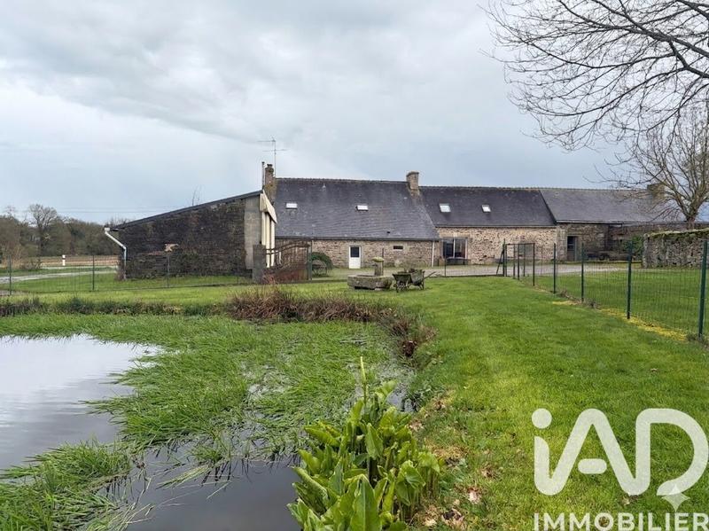 Maison - 212 m² - 7 pièces