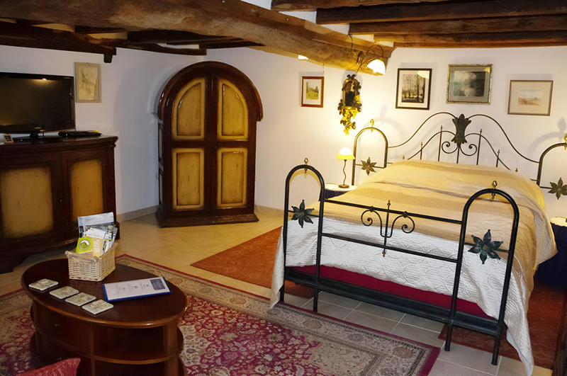 Maison - 236 m² - 8 pièces