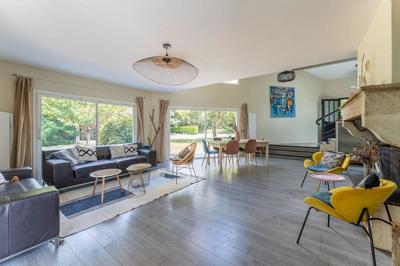 Villa - 218 m² - 7 pièces