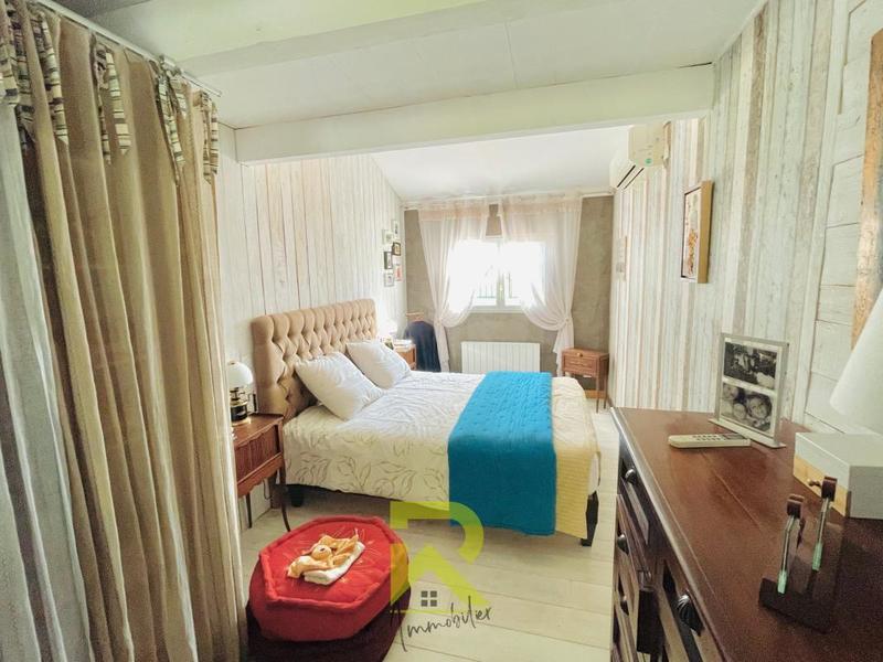 Maison - 135 m² - 4 pièces