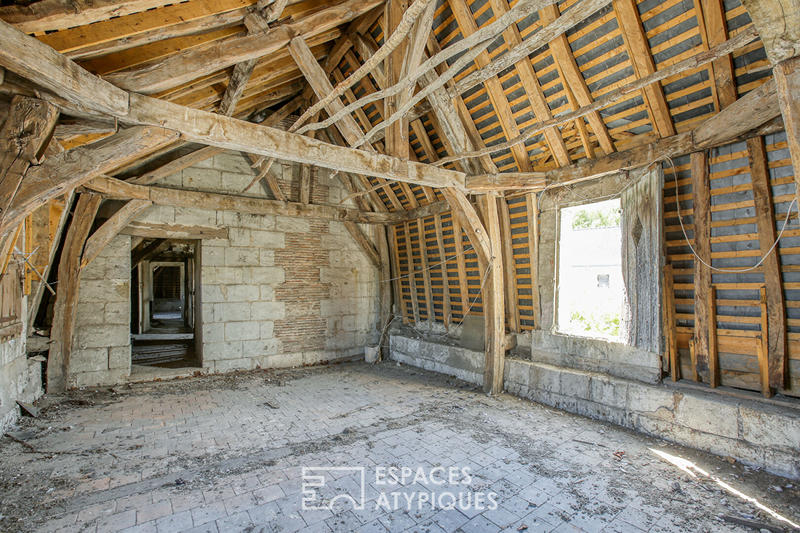 Maison - 440 m² - 20 pièces