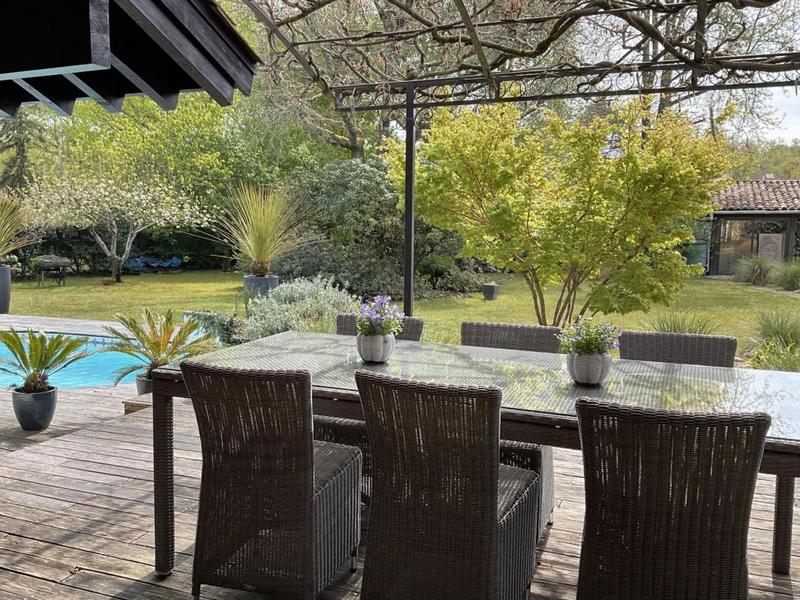 Villa - 167 m² - 6 pièces