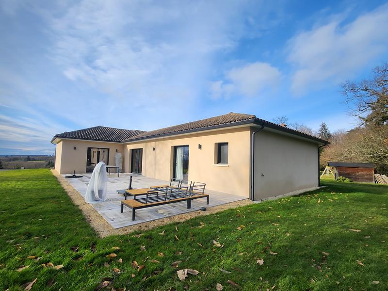 Maison - 149 m² - 6 pièces