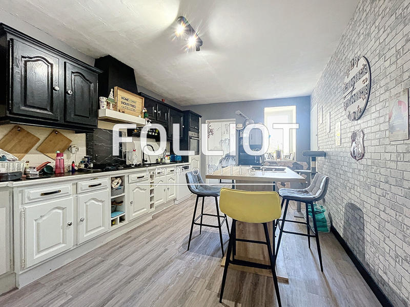 Maison - 97 m² - 4 pièces